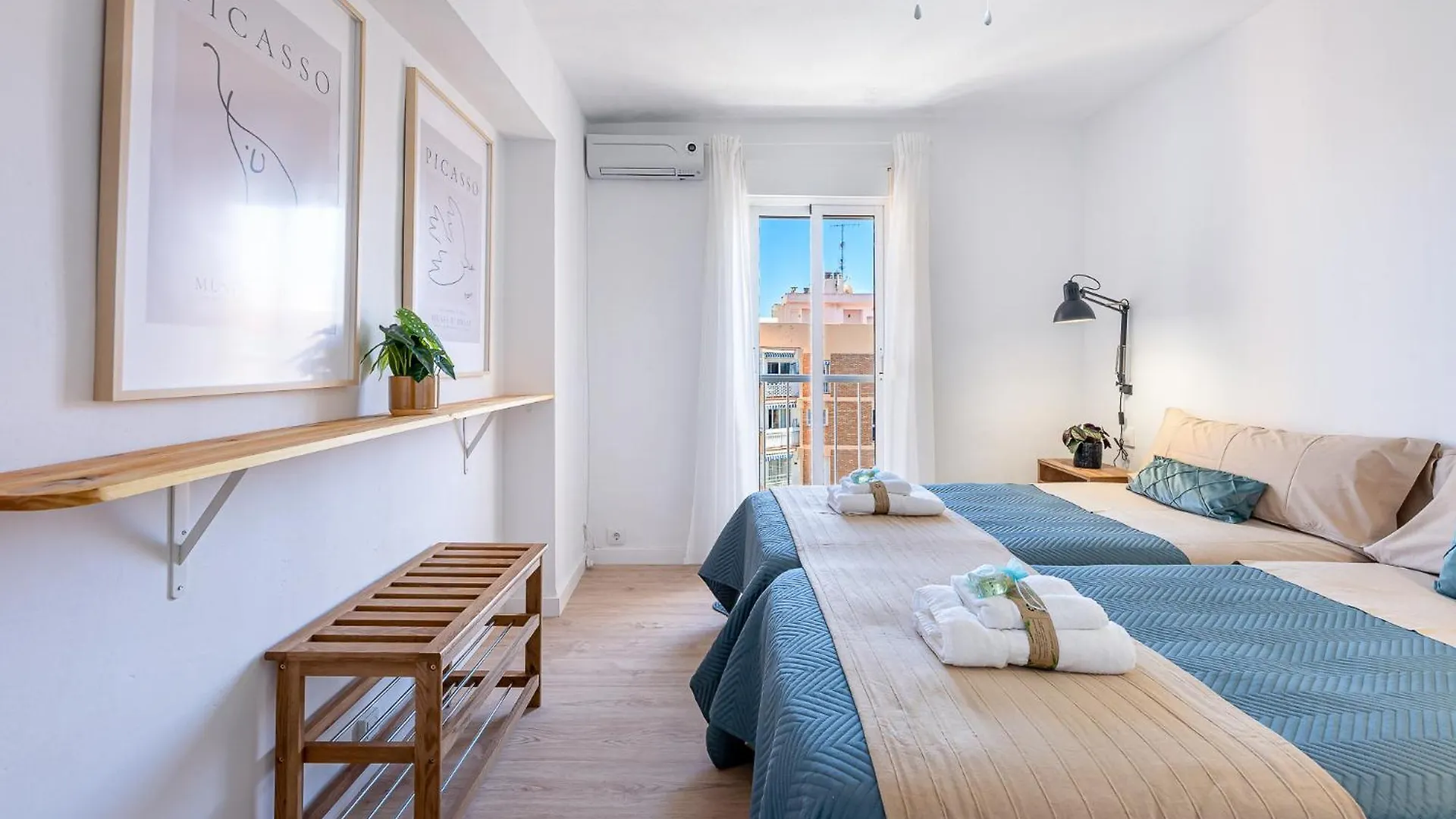 797 Holiday Rentals - Atico Con Vistas En Piscis Benalmadena Spain