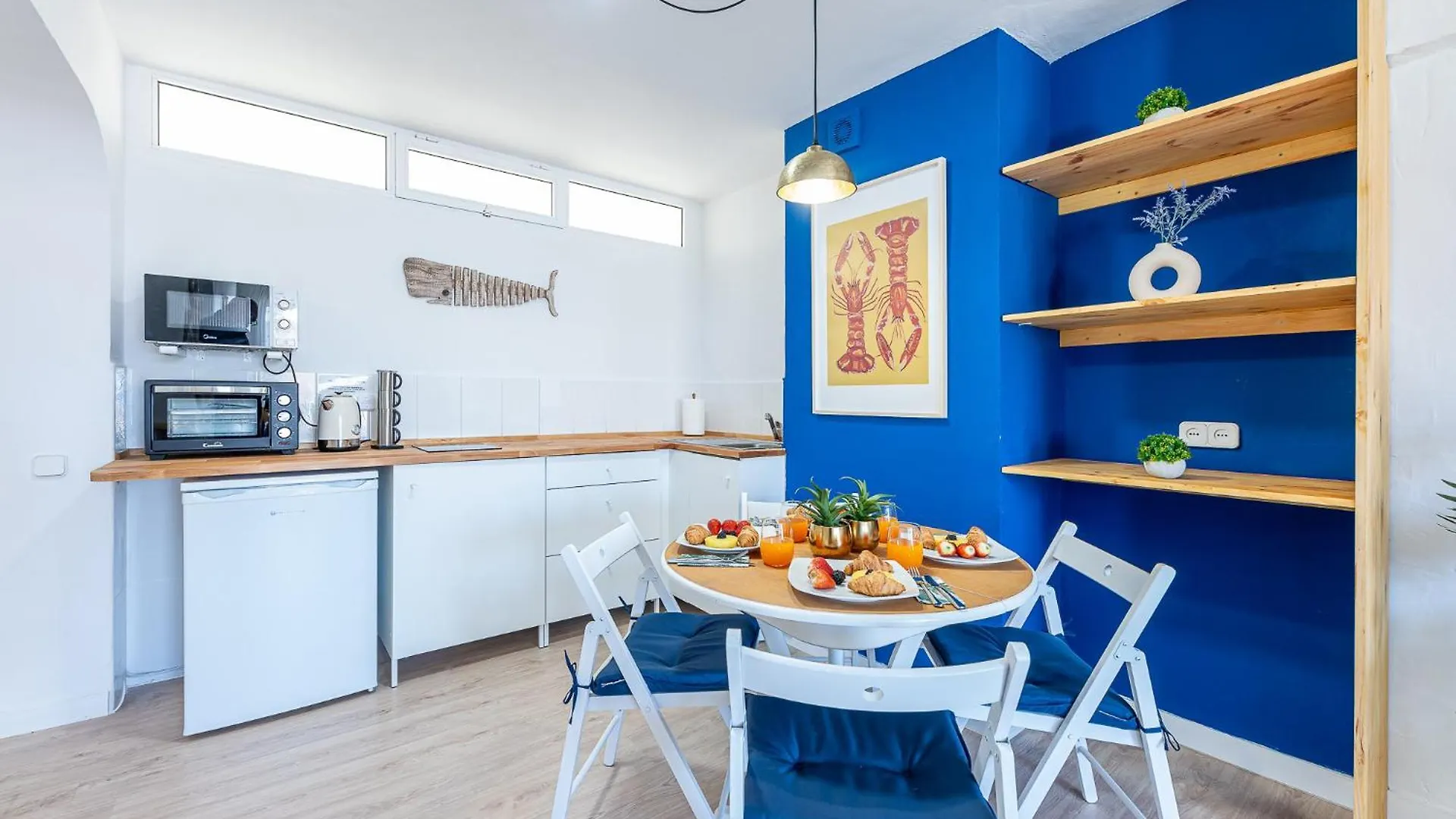 Apartment 797 Holiday Rentals - Atico Con Vistas En Piscis Benalmadena Spain