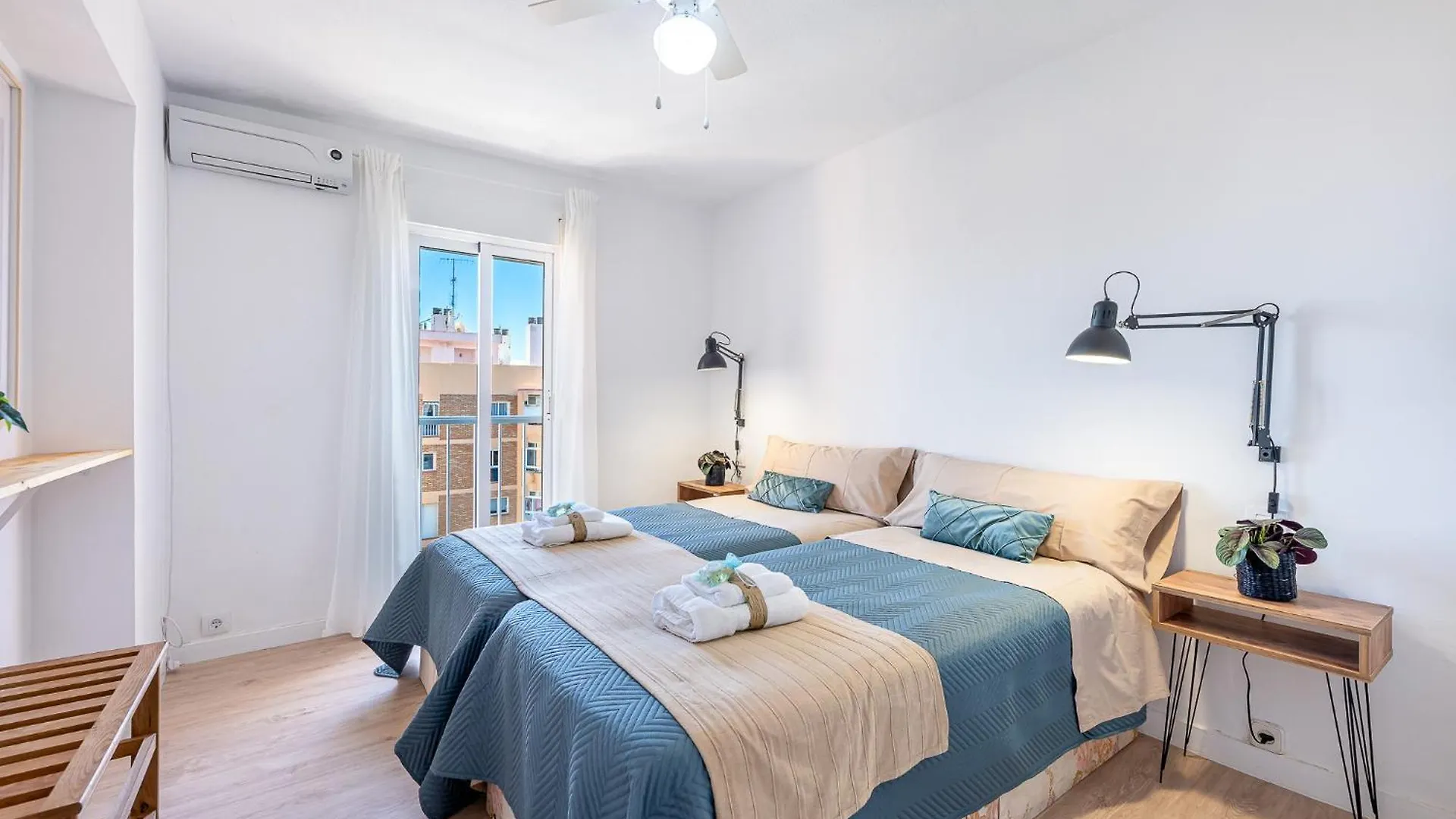 797 Holiday Rentals - Atico Con Vistas En Piscis Benalmadena